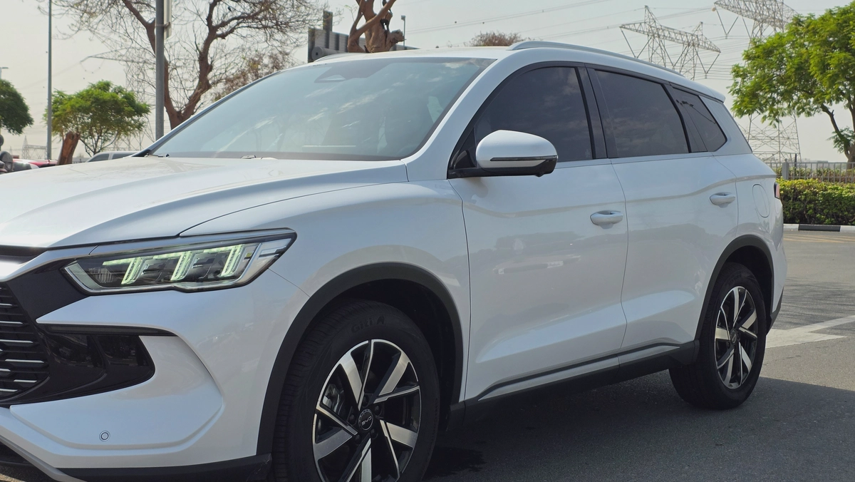 BYD Sealion 5 Premium (White 1k)-5-5