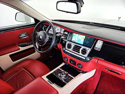 Rolls-Royce Ghost STD 6.6L-12CYL EXCELLENT CONDITION GCC SPECS - AED 260,000-8