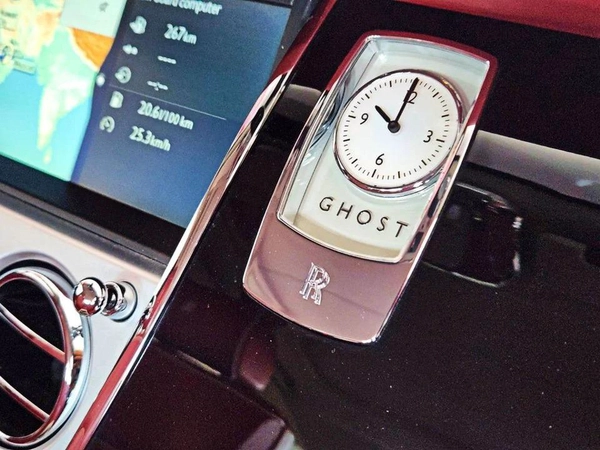 Rolls-Royce Ghost STD 6.6L-12CYL EXCELLENT CONDITION GCC SPECS - AED 260,000