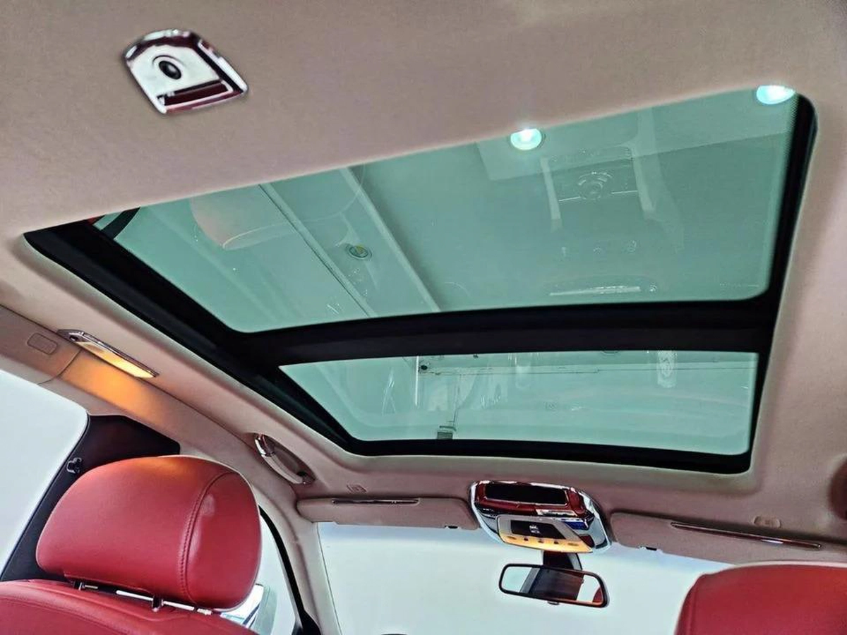 Rolls-Royce Ghost STD 6.6L-12CYL EXCELLENT CONDITION GCC SPECS - AED 260,000-13-13