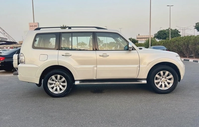 Mitsubishi Pajero 2010 GLS Top Line | GCC Specs | Clean Condition-6