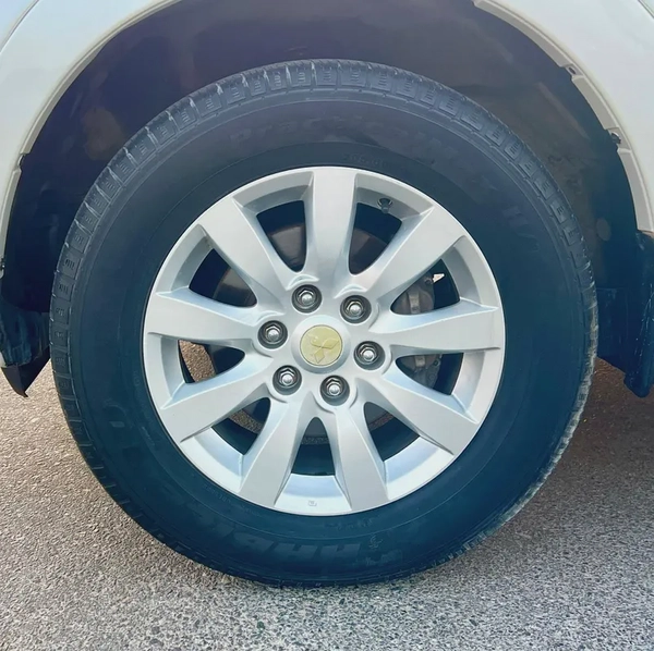 Mitsubishi Pajero 2010 GLS Top Line | GCC Specs | Clean Condition