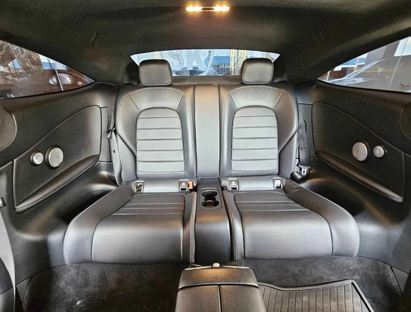 Mercedes Benz C300 / ECO TURBO V4 / COUPE / MOON ROOF/ 985 MONTHLY / LOT#06911