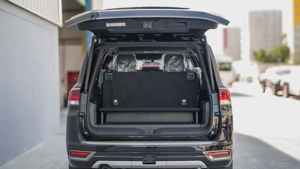 Toyota Land Cruiser GXR 3.5L Hybrid 2026, GCC Specs - Brand New!