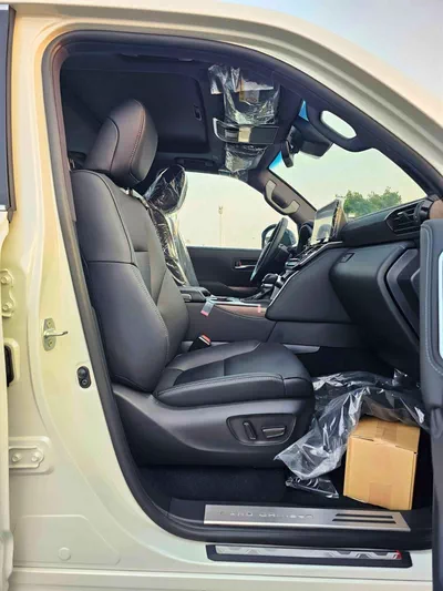 Toyota Land Cruiser VX 4.0L PETROL VX || 4.0L PETROL V6 /RADAR /BIG DVD/JBL SPEAKERS / REAR ENTERTAINMENT DVD /MID OPTION (CODE#VX4MA)-11