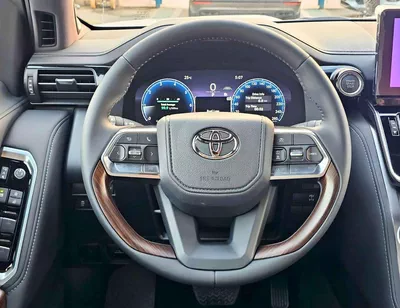 Toyota Land Cruiser VX 4.0L PETROL VX || 4.0L PETROL V6 /RADAR /BIG DVD/JBL SPEAKERS / REAR ENTERTAINMENT DVD /MID OPTION (CODE#VX4MA)-17
