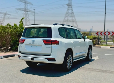 Toyota LC300 3.5L GXR TT GCC 2026 Brand New For Export-3