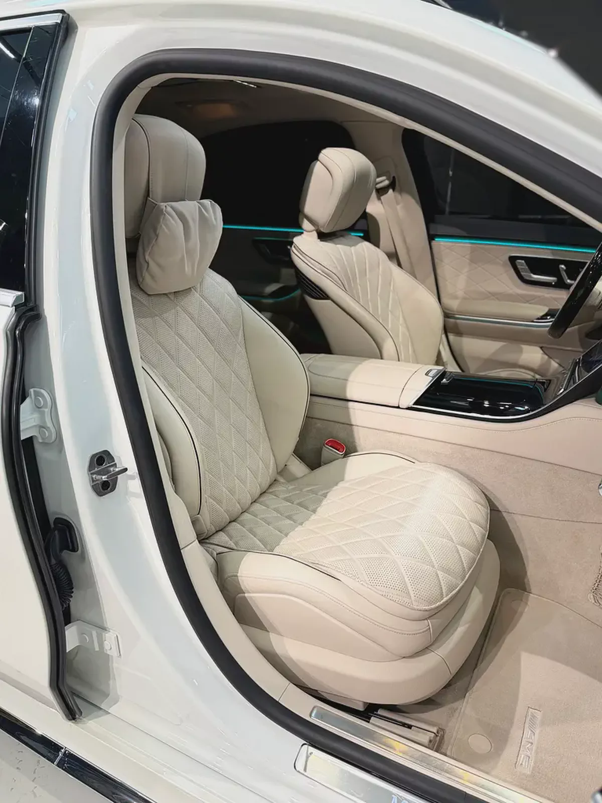 Mercedes-Benz S-Class S 580 4MATIC 2022 GCC Specs-17-17