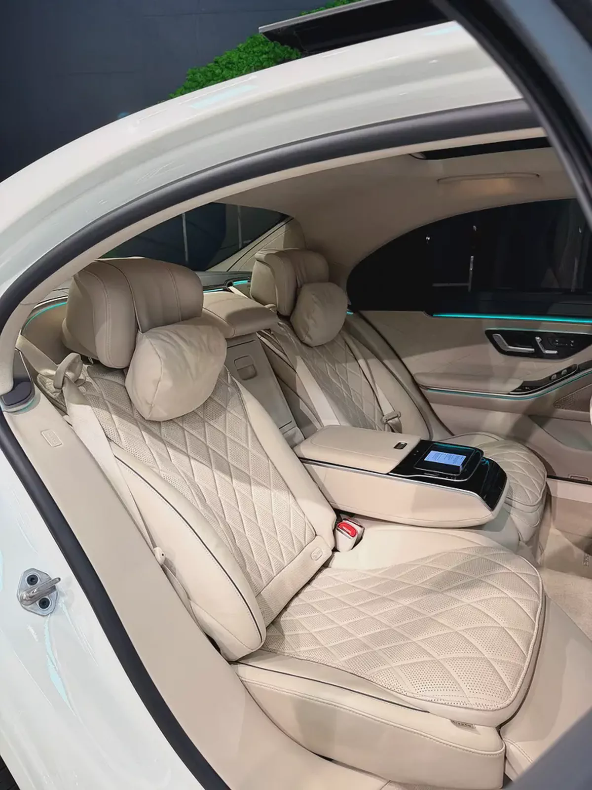 Mercedes-Benz S-Class S 580 4MATIC 2022 GCC Specs-19-19