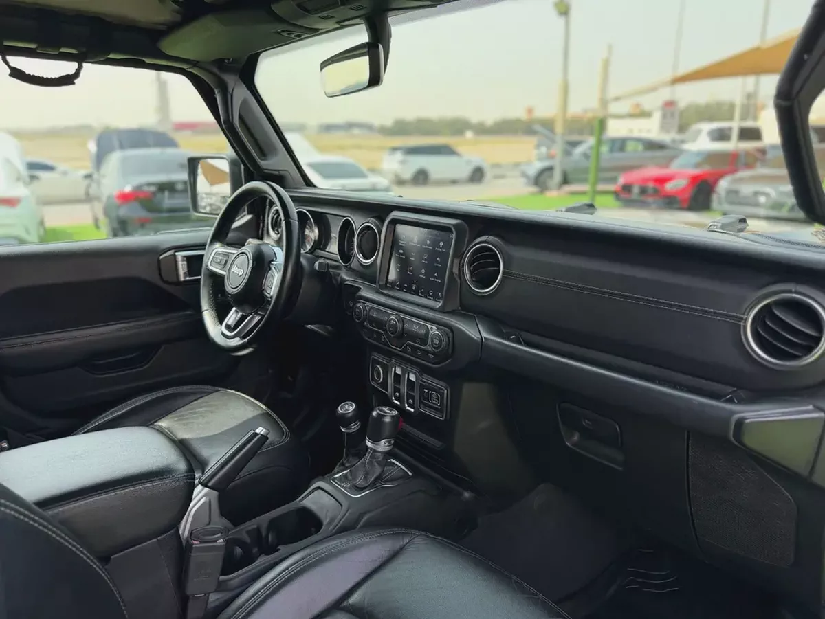 (2020) JEEP WRANGLER //SAHARA// GCC FULL OPTION -EXCELLENT CONDITION--15-15
