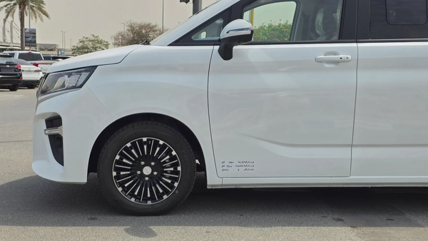 BAW M7 (White)