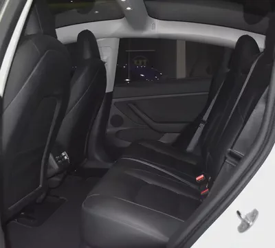 AED 1,785 EMi at 0% DP | Tesla Model 3 ( 2022 Model ) in White Color GCC Specs-15
