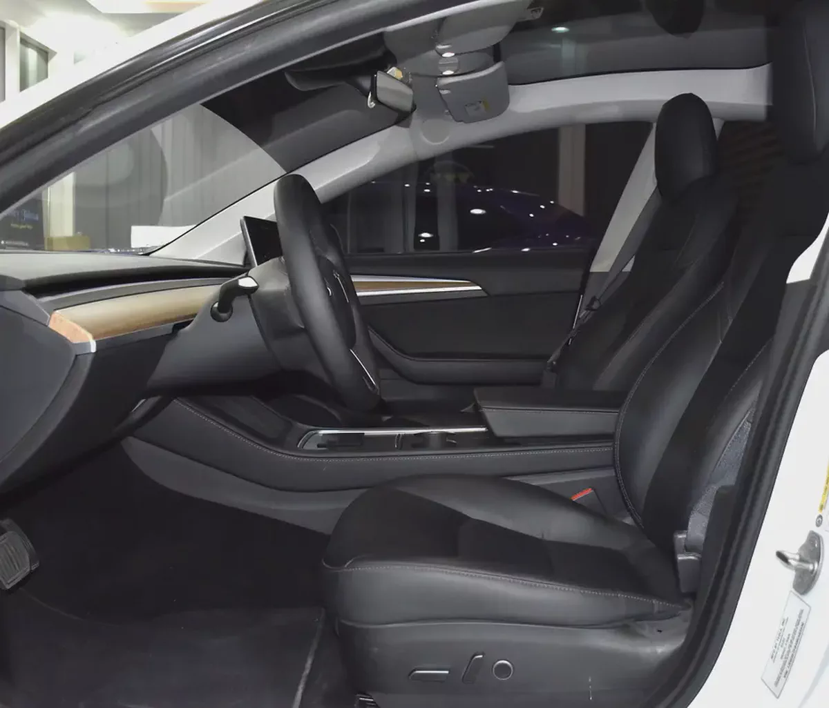 AED 1,785 EMi at 0% DP | Tesla Model 3 ( 2022 Model ) in White Color GCC Specs-9-9