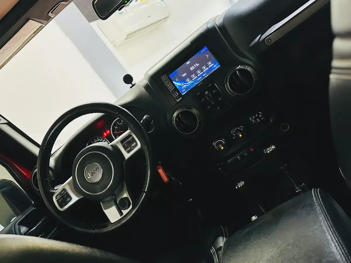 JEEP WRANGLER 2018 GCC SPECS WITH ONE YEAR WARRANTY MINT CONDITION-9-9