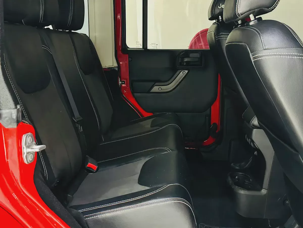 JEEP WRANGLER 2018 GCC SPECS WITH ONE YEAR WARRANTY MINT CONDITION-13-13