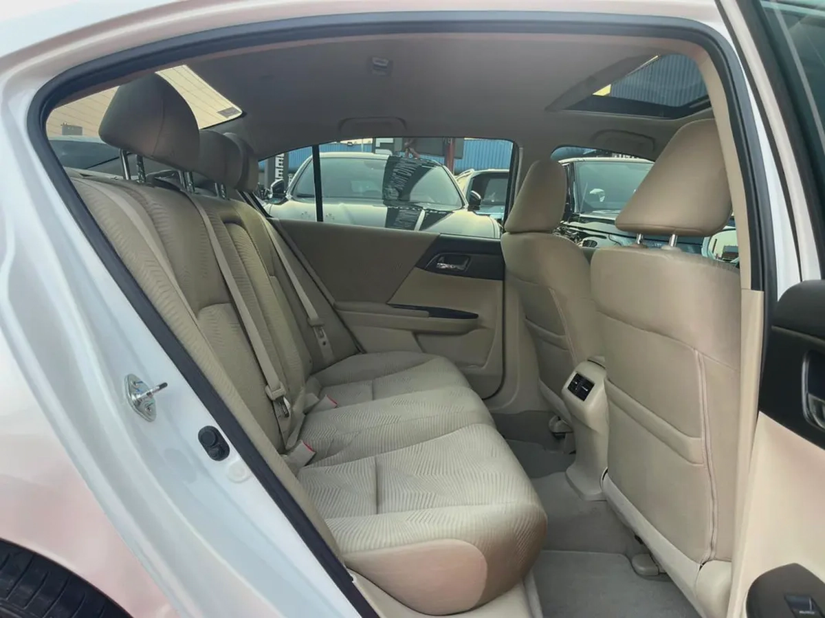 Honda Accord UnderWarranty i-VTEC - 2 keys-7-7