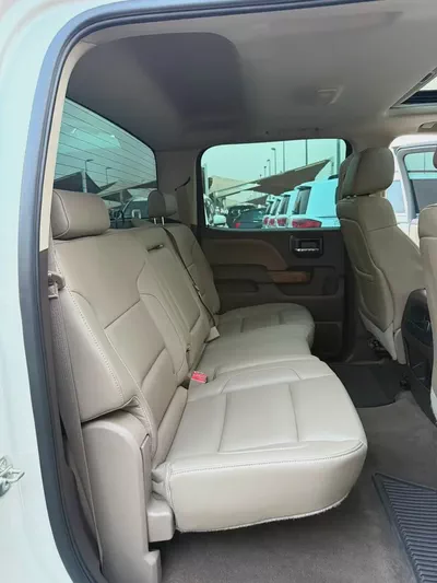 جمس سيراه 2015 خليجي رقم واحد 4 ابواب 2015 GMC Sierra 3500 SLT GCC Specs - Excellent Condition-7