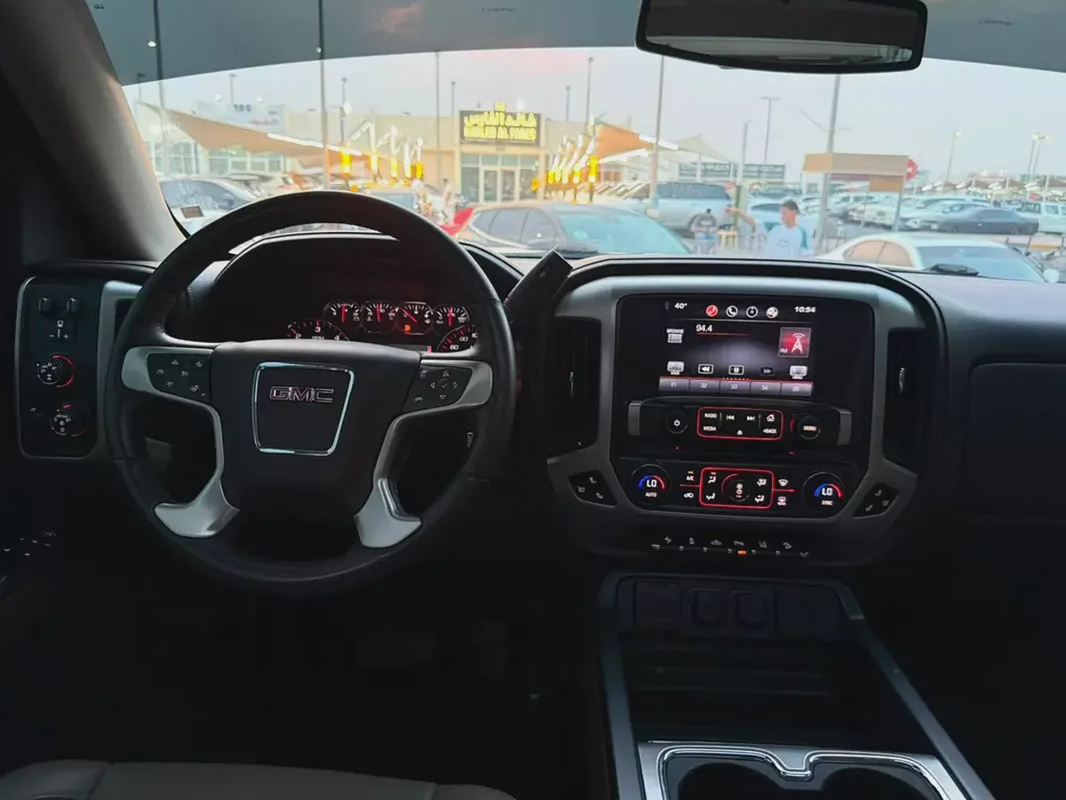 جمس سيراه 2015 خليجي رقم واحد 4 ابواب 2015 GMC Sierra 3500 SLT GCC Specs - Excellent Condition-8-8
