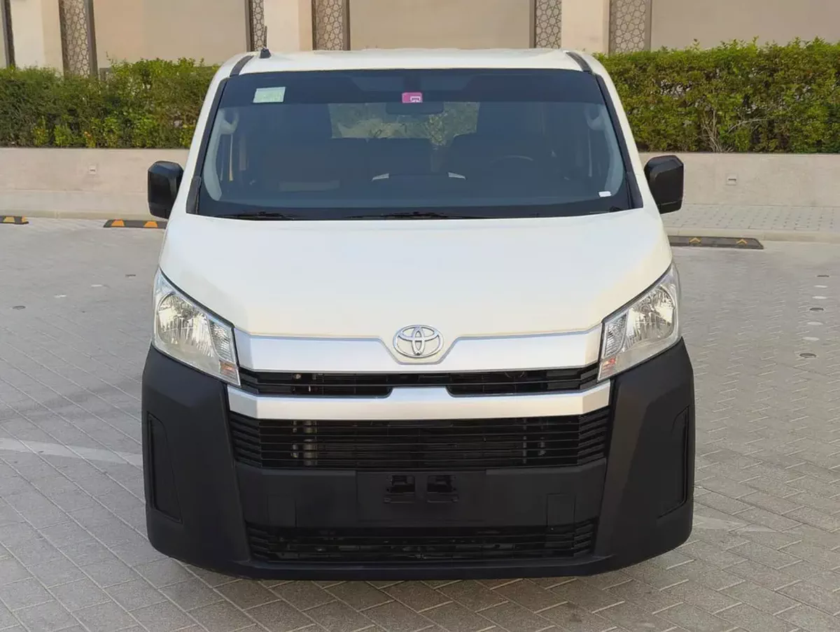 Toyota Hiace Panel Van 2021 | GCC Specs | Low Mileage Very Neat And Clean & Fully Maintained-5-5