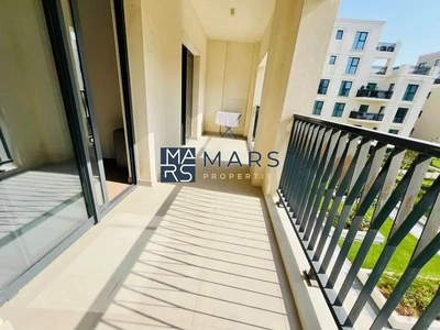 Luxury 1 BEDROOM - - Pool View-2