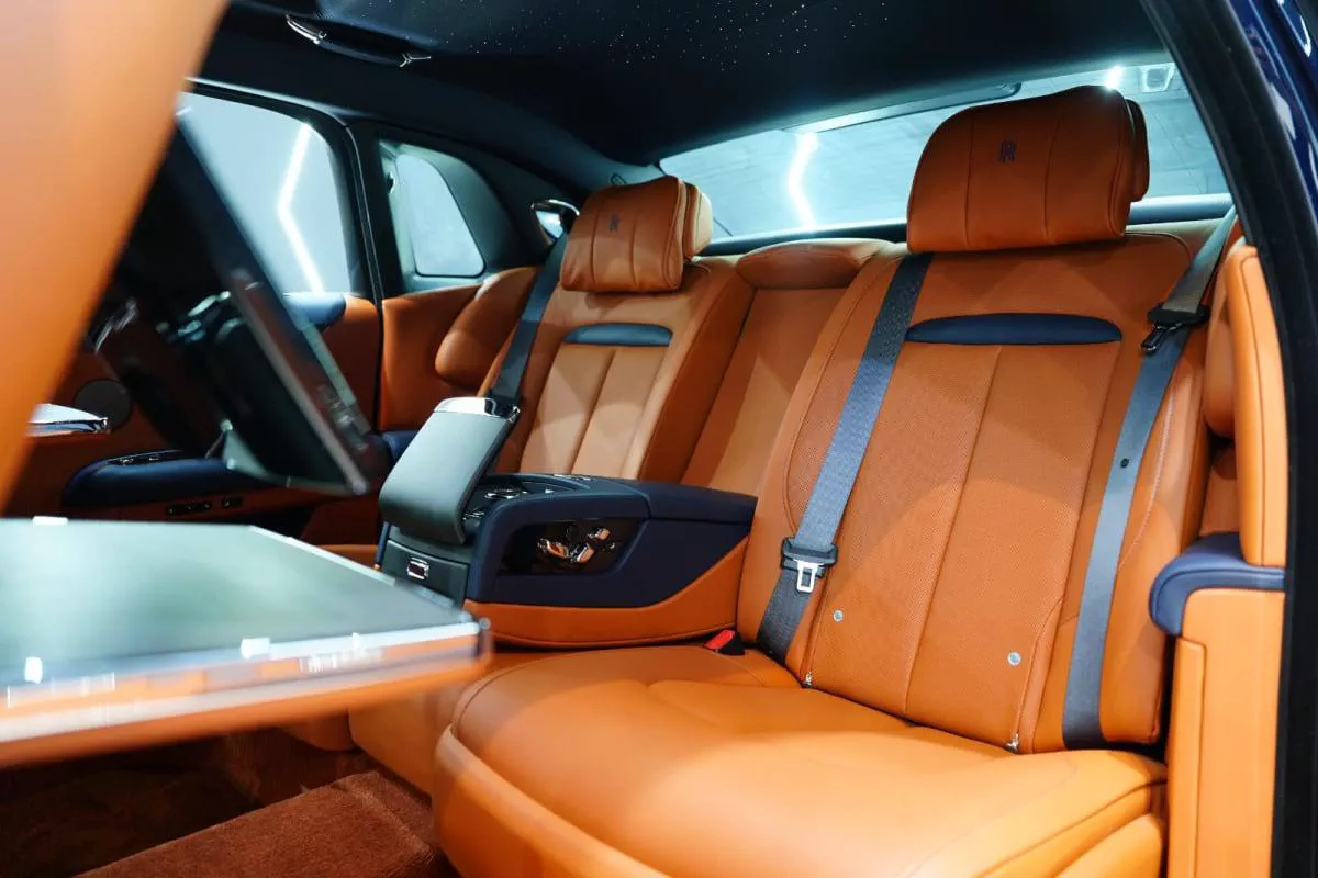 Rolls-Royce Ghost EWB-3-3