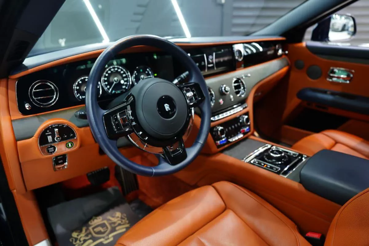 Rolls-Royce Ghost EWB-16-16