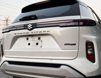 Suzuki Grand Vitara Suzuki Grand Vitara  Smart Hybrid | 1.5 L | 2023 | GCC | Accident-Free-2