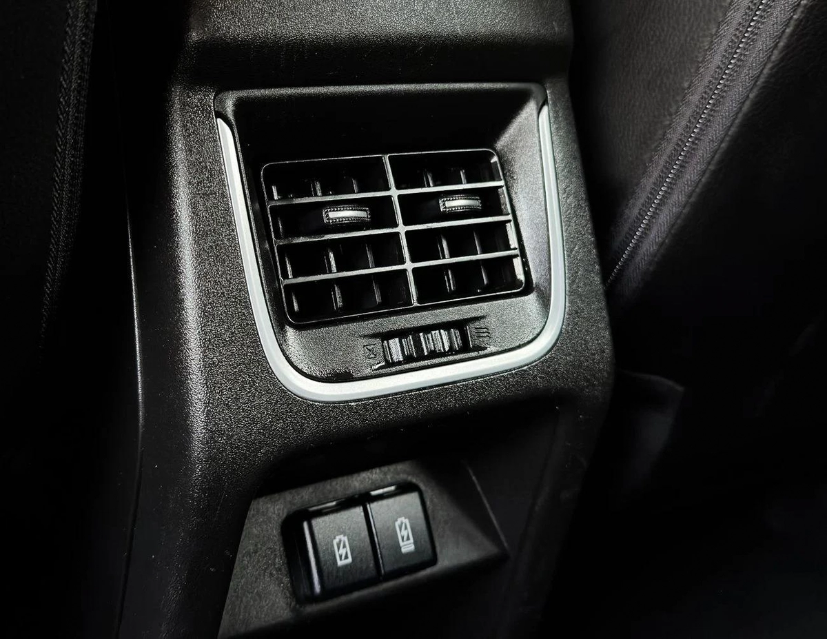 Suzuki Grand Vitara Suzuki Grand Vitara  Smart Hybrid | 1.5 L | 2023 | GCC | Accident-Free-17-17