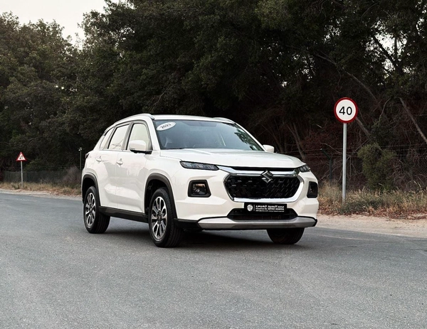 Suzuki Grand Vitara Suzuki Grand Vitara Smart Hybrid | 1.5 L | 2023 | GCC | Accident-Free