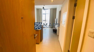 Cozy | Sunny | Brand new Furniture | Main Road View-1