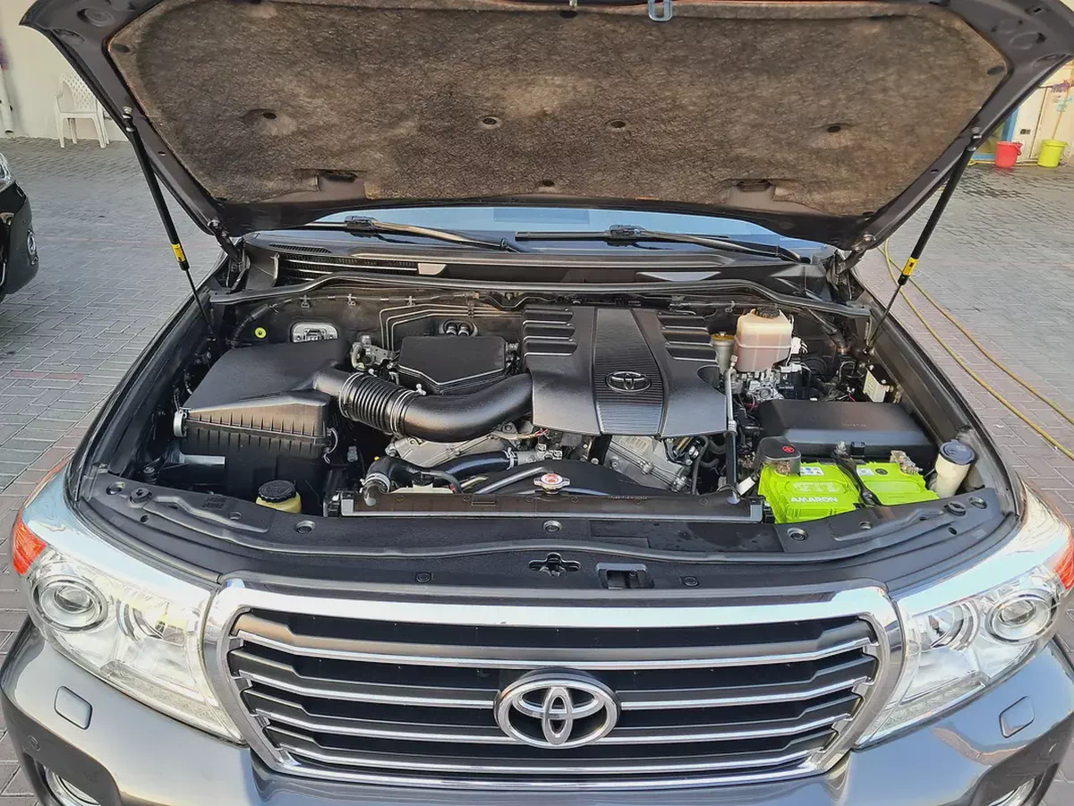 Toyota Land Cruiser GxR V6 Full Option Single Owner Used Very Well Maintained No Any Issue-19-19