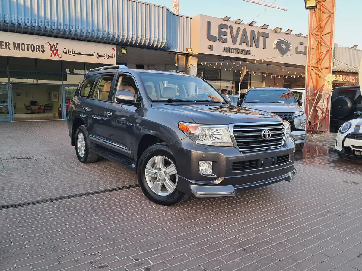 Toyota Land Cruiser GxR V6 Full Option Single Owner Used Very Well Maintained No Any Issue-2-2