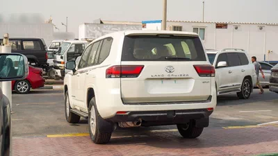 Toyota Land Cruiser GXR 4.0L V6-14