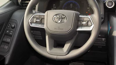 Toyota Land Cruiser GXR 4.0L V6-4
