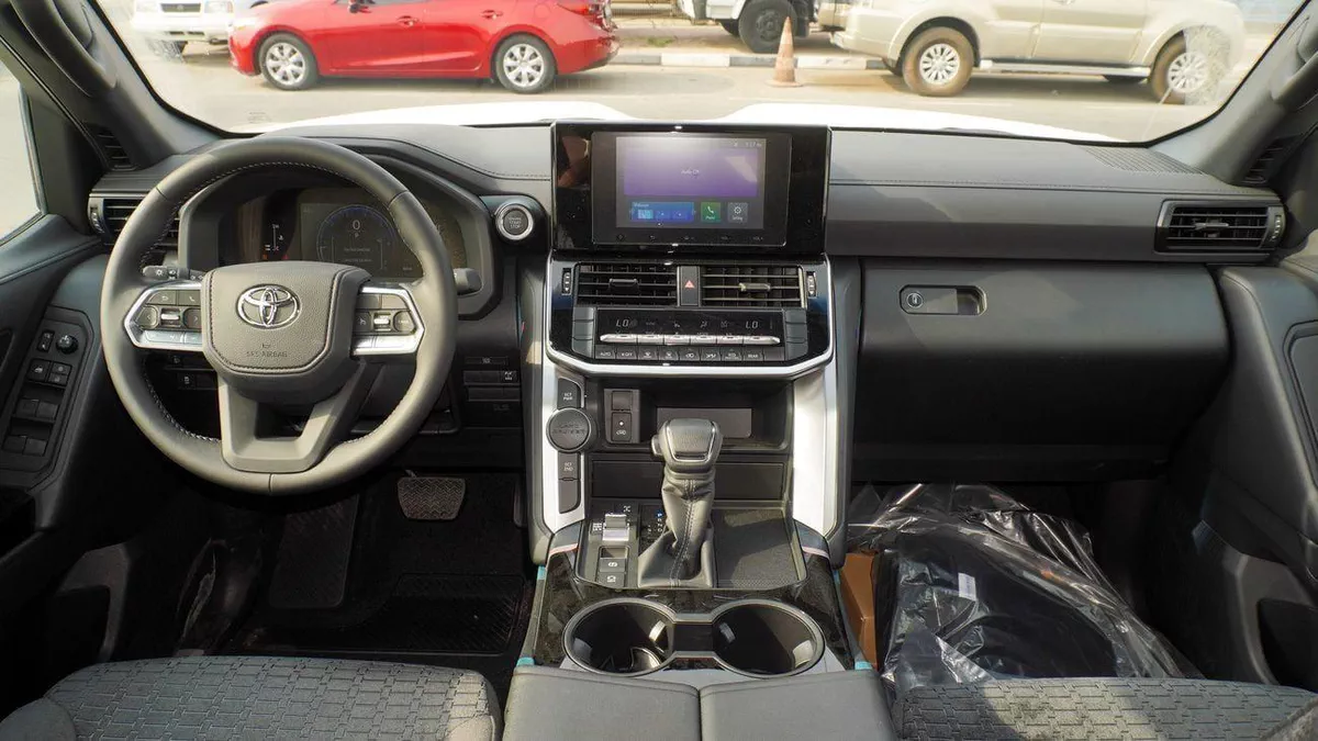 Toyota Land Cruiser GXR 4.0L V6-6-0