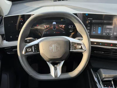 MG One STANDARD 1.5L Petrol 2024 Export Price @ 47,000 AED-12