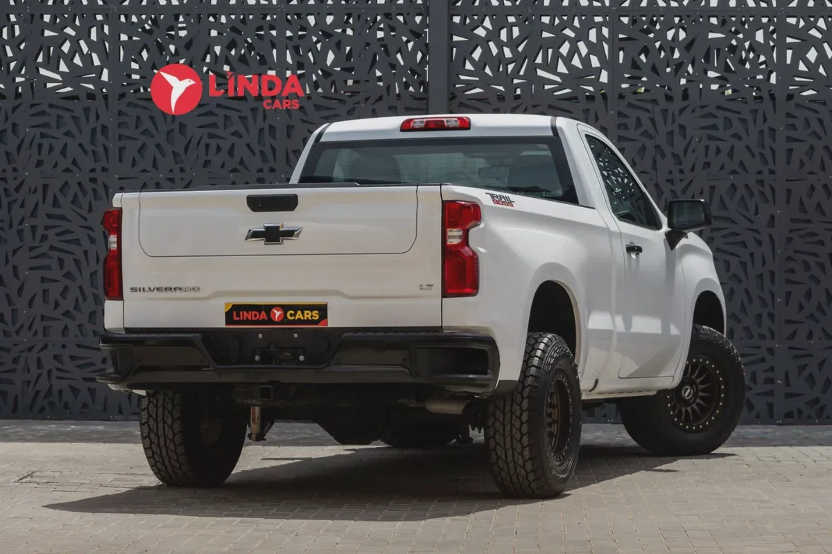 Chevrolet Silverado 1500 2023-6-6
