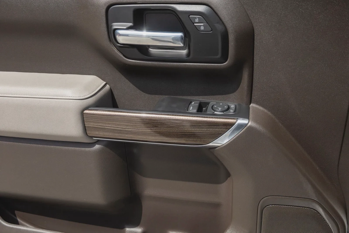 Chevrolet Silverado 1500 2023-8-8