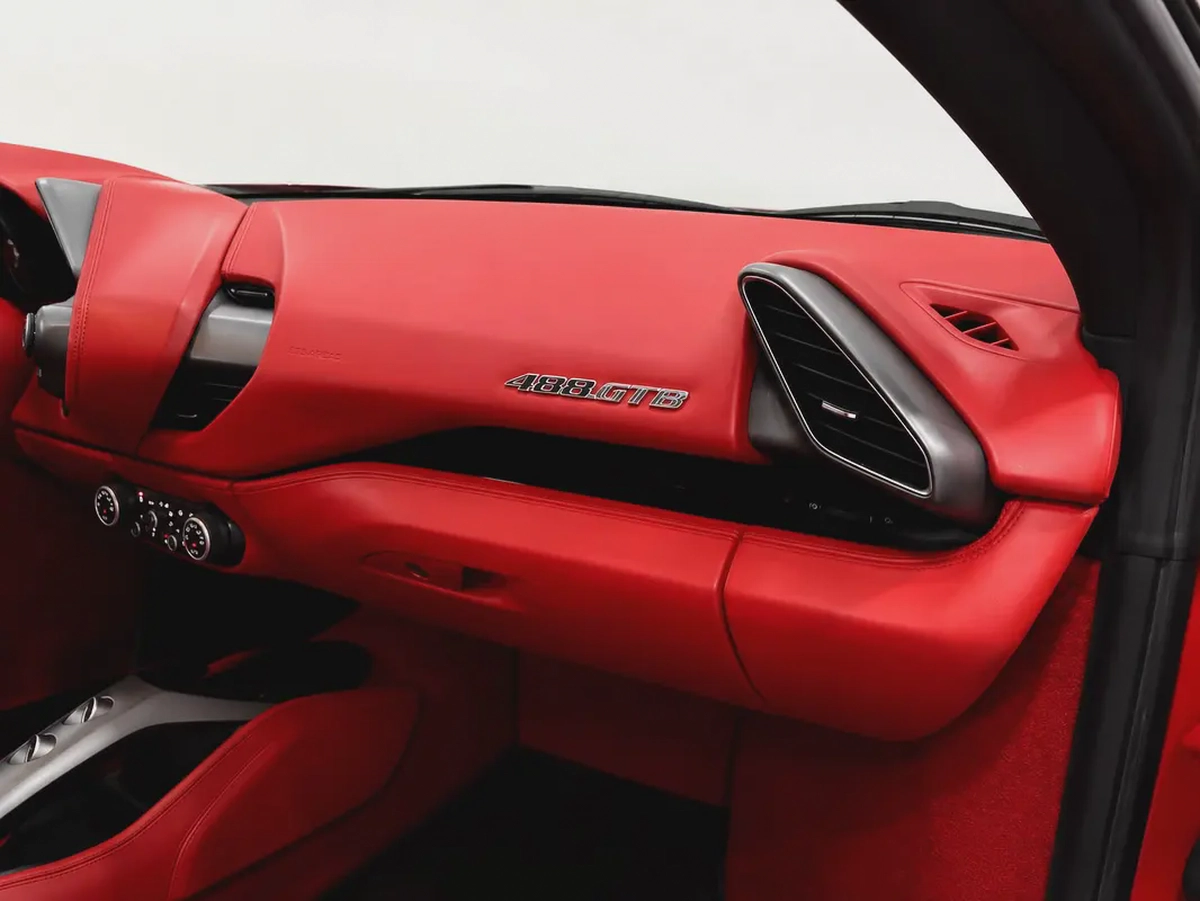 GCC | Ferrari 488GTB 2016 | Low Mileage | Immaculate condition-8-8
