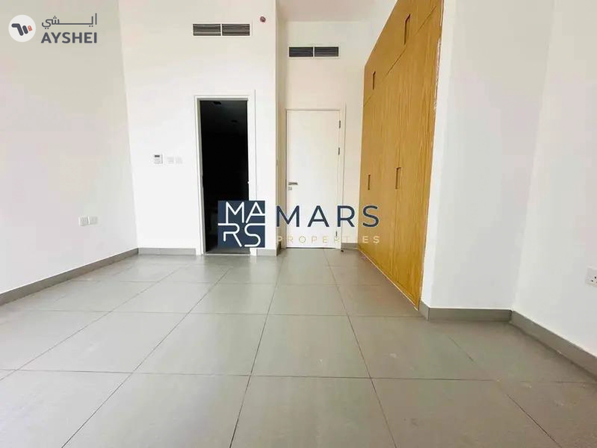 🏡 Luxurious 1-Bedroom Apartment with Balcony – Perfect for Modern Living! 🌟-7-7