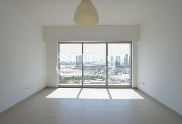 High Floor | Vacant 1BR APT | Prime Location
