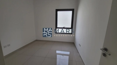 Spacious, Luxury 3 Bedroom Townhouse with Close Kitchen Available For Rent-5