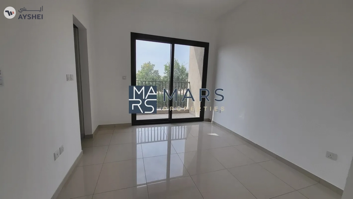 Spacious, Luxury 3 Bedroom Townhouse with Close Kitchen Available For Rent-17-17