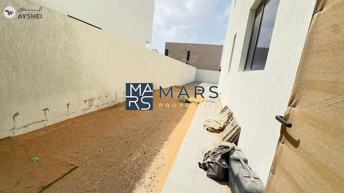 🌟 Majestic 4BR Sama Majlis Villa | Prime Location | Expansive Plot 🌟