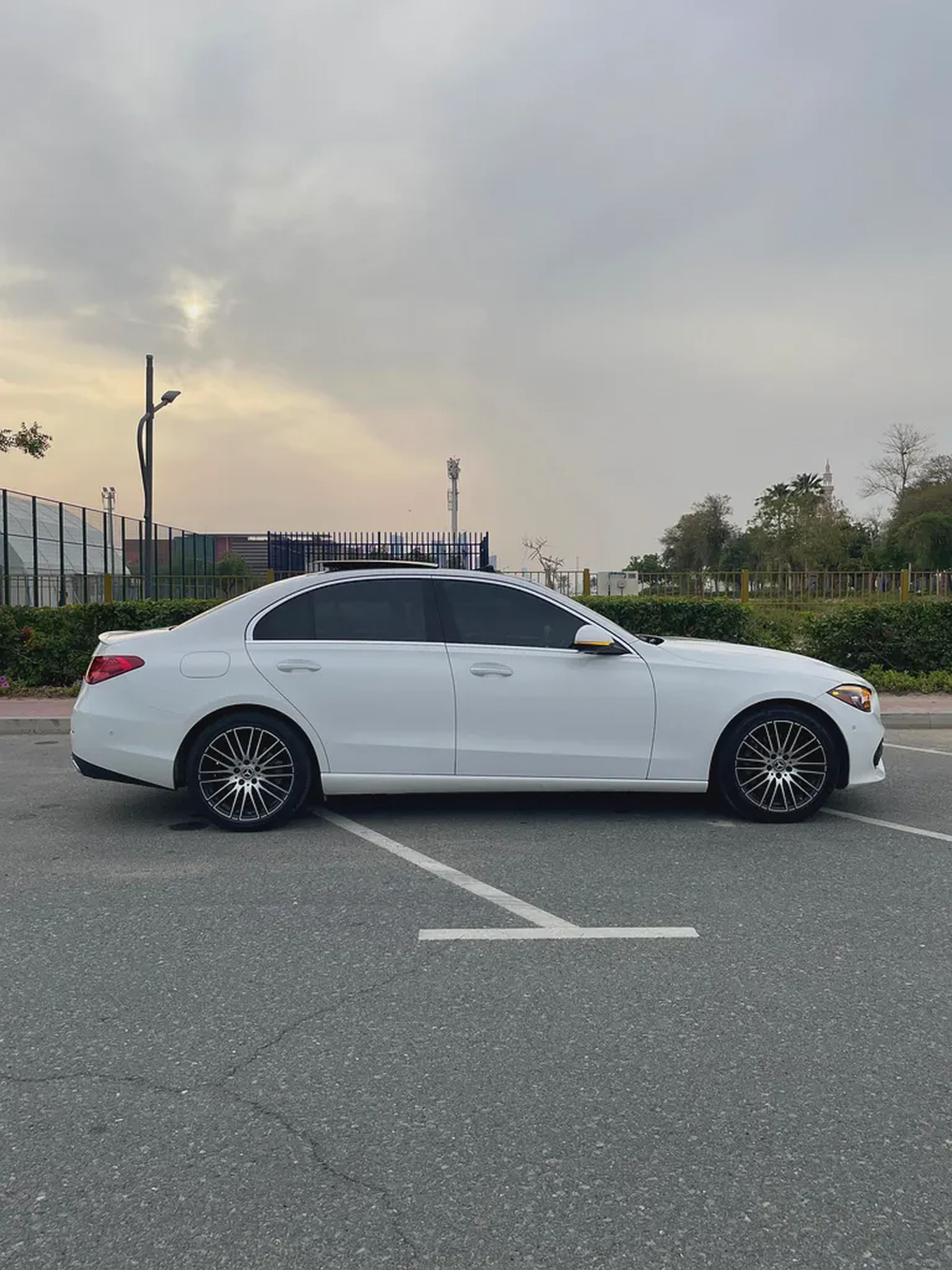 Mercedes Benz C300 usa-2-2