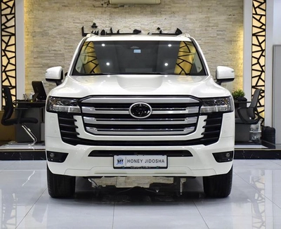 Toyota Land Cruiser GXR Twin Turbo 409 TT ( 2025 Model ) in White Color GCC Specs-0