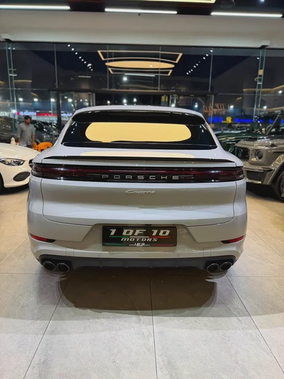 2025 Porsche Cayenne Coupe  GCC Only 10000 km-3