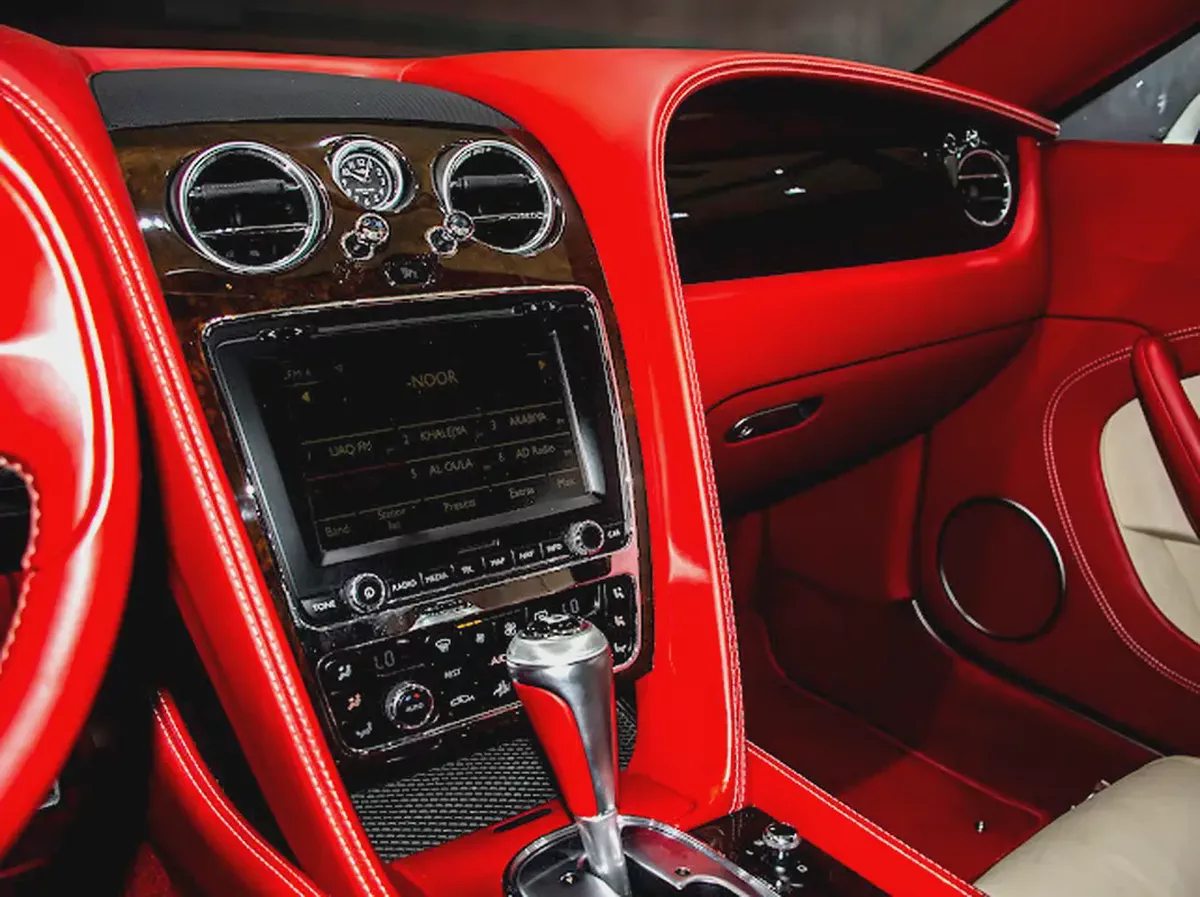 Bentley Continental GTC 2013 | GCC Specs | Pristine Condition ll Low mileage-17-17