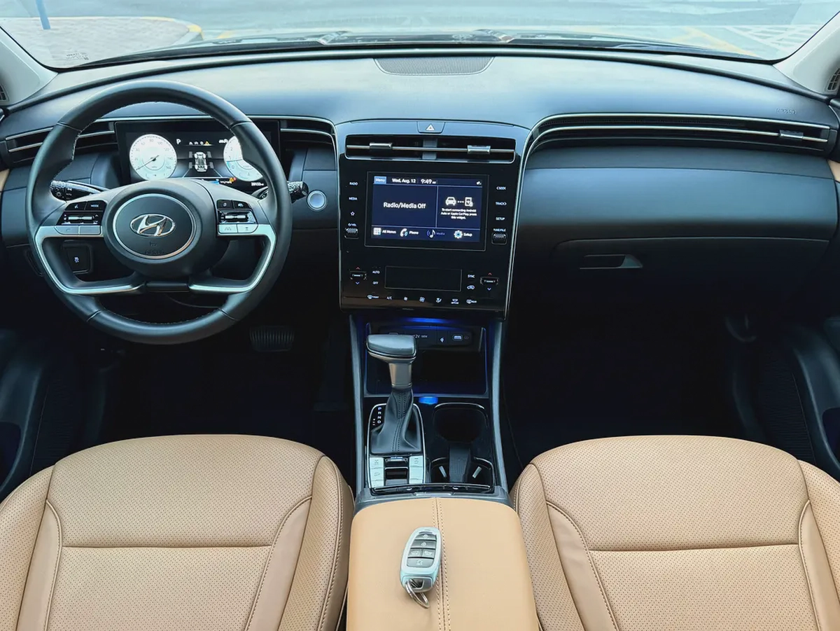 HYUNDAI - TUCSON - SEL - V4 - 2,5L - ALL WHEEL DRIVE - FULL OPTIONS - AMERICAN SPECS VERY GOOD CONDI-9-9
