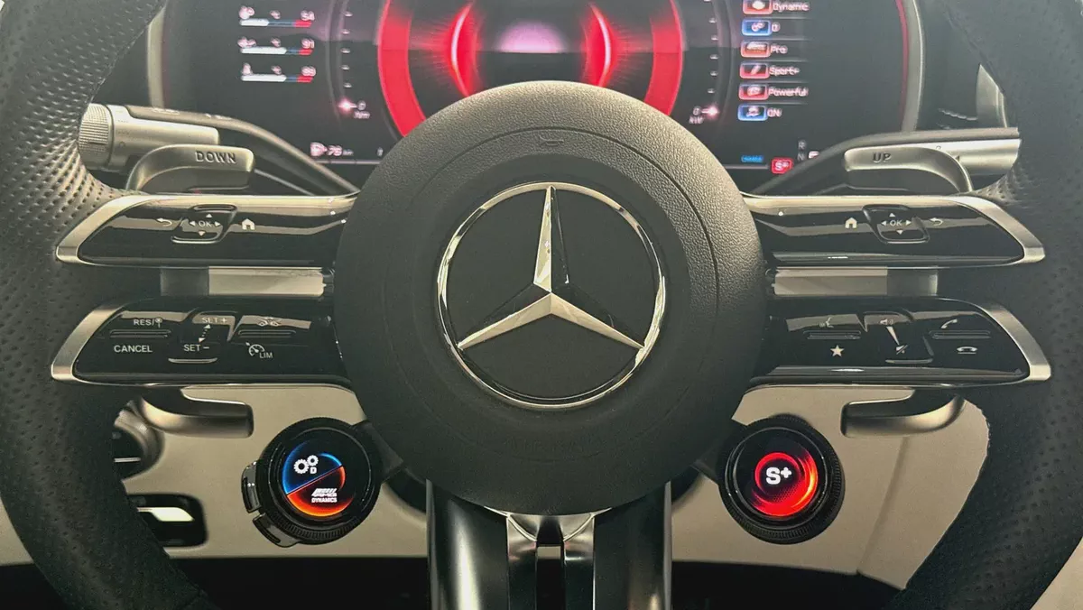 2025 Mercedes-AMG SL 43 | Performance Roadster | Convertible | Like New | Under Warranty | VSB 37087-8-8